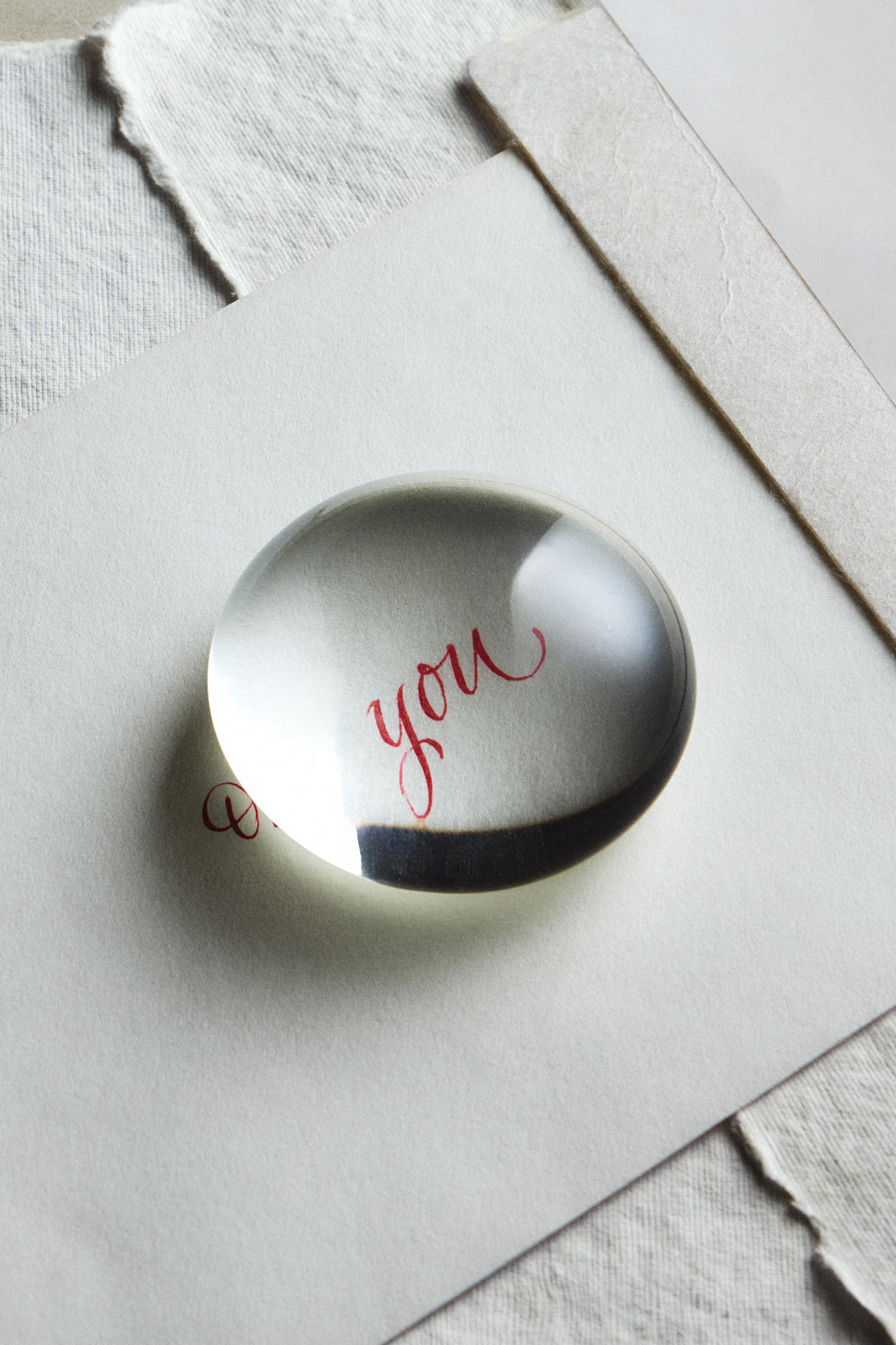 PRESSE-PAPIER LOUPE